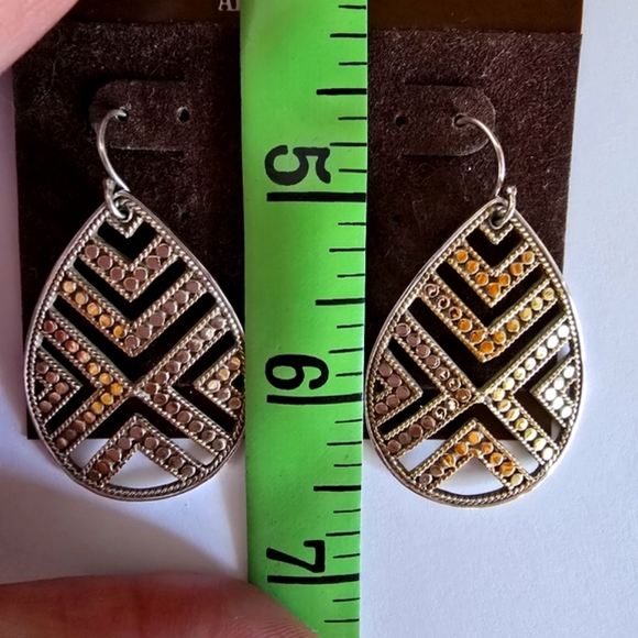Anna Beck Two-Tone Large Teardrop Earrings - Picture 4 of 4